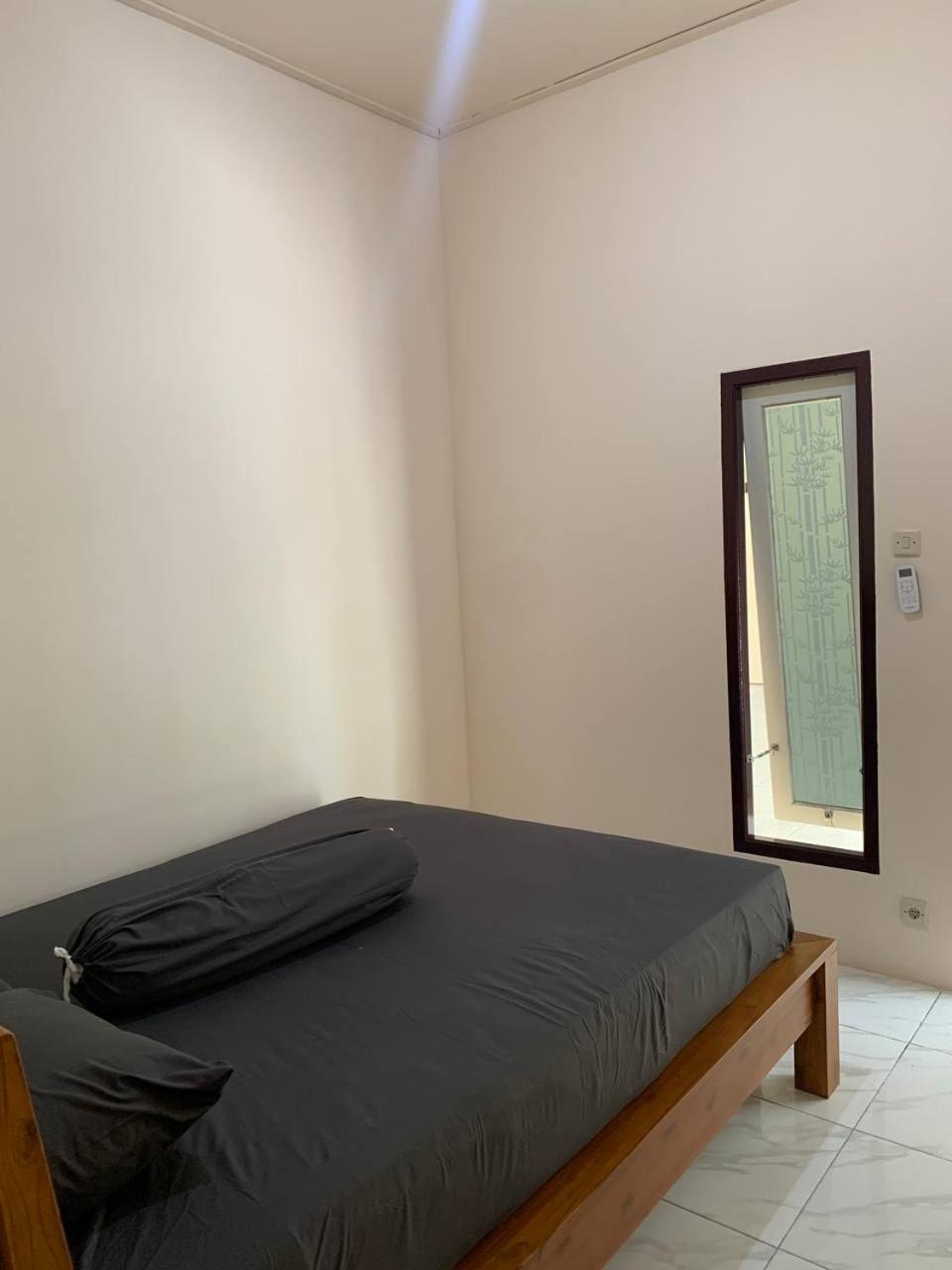Dikky Guest House Near Bangsal And Sira Pemenang Extérieur photo