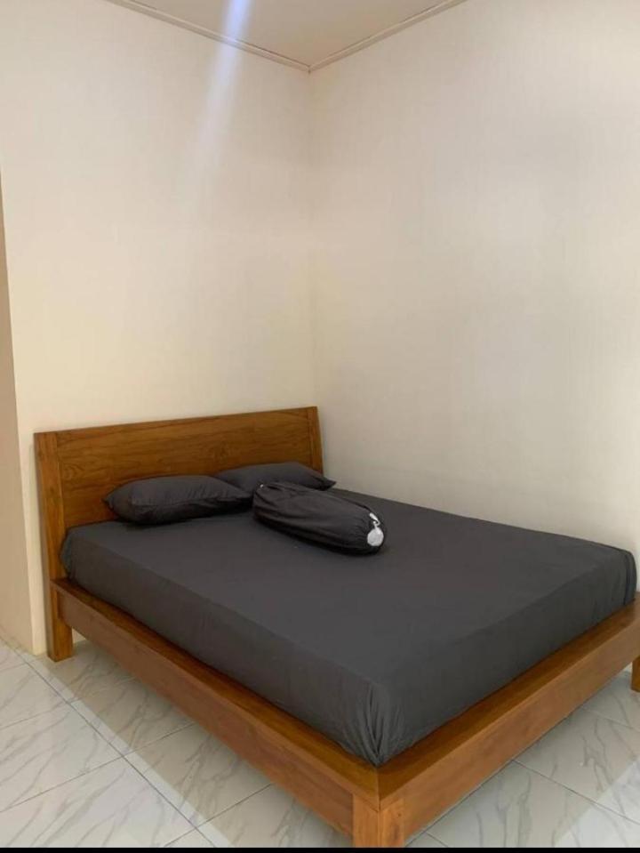 Dikky Guest House Near Bangsal And Sira Pemenang Extérieur photo